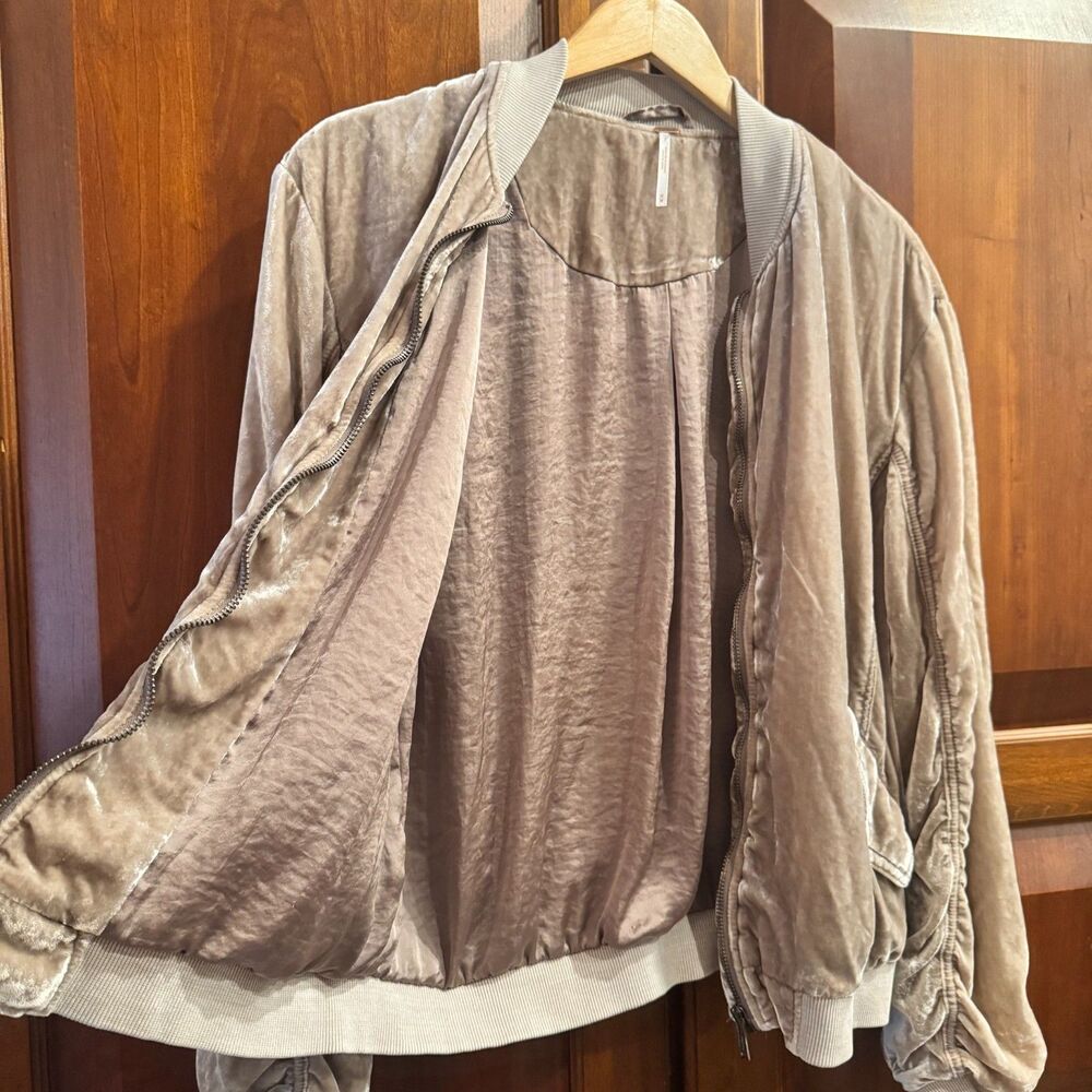 Free People Ruched Velvet Bomber Jacket Taupe Beige Boho Medium - Picture 14 of 16